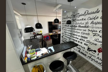 Apartamento à venda com 57m², 2 quartos e 2 vagasCozinha