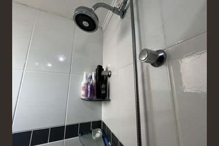 Apartamento à venda com 57m², 2 quartos e 2 vagasBanheiro da Suíte