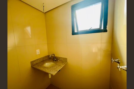 Apartamento à venda com 68m², 2 quartos e 1 vaga Apartamento à venda com 68m², 2 quartos e 1 vagaBanheiro da Suíte