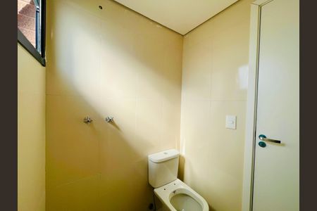 Apartamento à venda com 68m², 2 quartos e 1 vaga Apartamento à venda com 68m², 2 quartos e 1 vagaBanheiro da Suíte