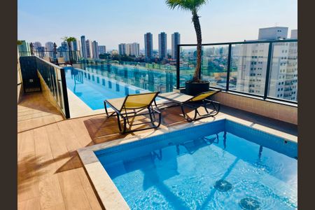 Apartamento à venda com 68m², 2 quartos e 1 vaga Apartamento à venda com 68m², 2 quartos e 1 vagaÁrea comum - Piscina