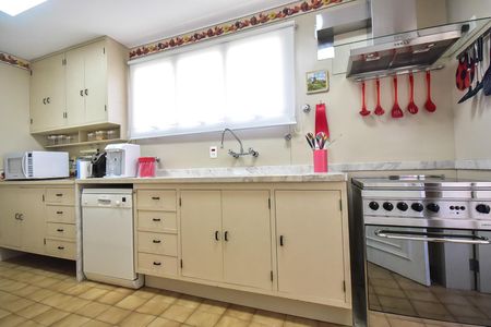 Apartamento à venda com 157m², 3 quartos e 4 vagasCozinha