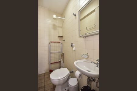 Apartamento à venda com 157m², 3 quartos e 4 vagasBanheiro de Serviço