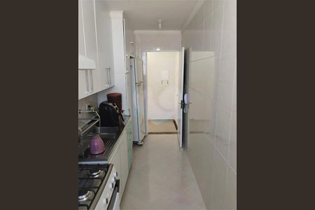 Apartamento à venda com 2 quartos, 58m² em Vila Carmosina, São Paulo