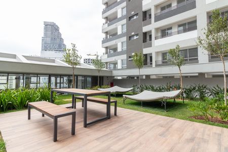 Apartamento à venda com 32m², 1 quarto e 1 vagaÁrea comum