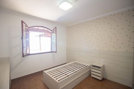 Casa para alugar com 245m², 4 quartos e 8 vagasQuarto 2