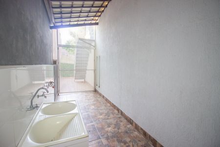 Casa para alugar com 245m², 4 quartos e 8 vagasÁrea de Serviço