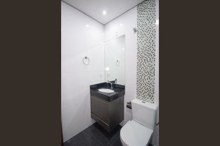 Casa para alugar com 245m², 4 quartos e 8 vagasBanheiro da Suíte