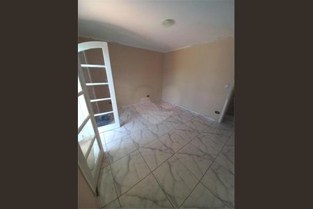 Casa à venda com 3 quartos, 84m² em Campo Limpo, São Paulo