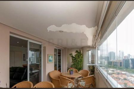 Apartamento à venda com 119m², 3 quartos e 4 vagas