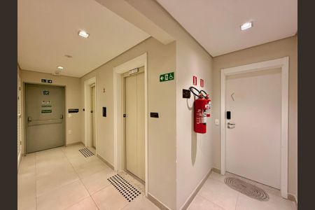 Apartamento à venda com 103m², 3 quartos e 2 vagasHall Apartamento