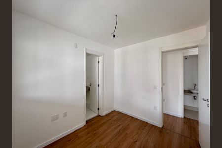 Apartamento à venda com 103m², 3 quartos e 2 vagasSuíte 1