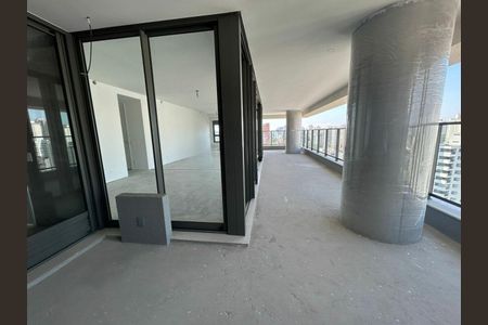 Apartamento à venda com 211m², 3 quartos e 3 vagas
