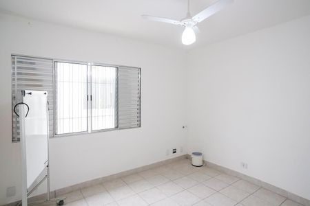 Casa à venda com 220m², 3 quartos e 2 vagasQuarto 2