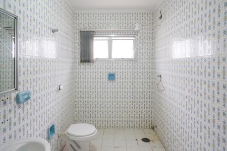 Casa à venda com 220m², 3 quartos e 2 vagasBanheiro Social