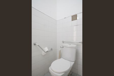 Casa à venda com 220m², 3 quartos e 2 vagasLavabo