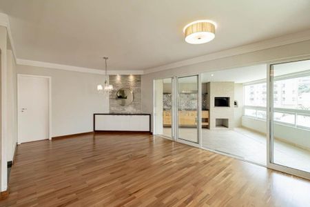 Apartamento à venda com 3 quartos, 158m² em Indianópolis, São Paulo