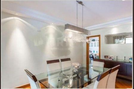 Casa à venda com 5 quartos, 630m² em Santo Amaro, São Paulo