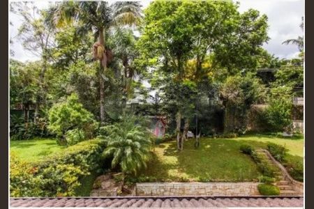 Casa à venda com 630m², 5 quartos e 6 vagas