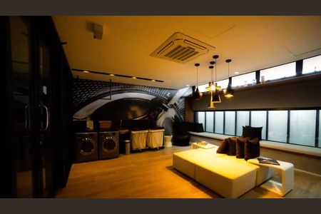 Studio à venda com 35m², 1 quarto e 1 vaga Studio à venda com 35m², 1 quarto e 1 vagaÁrea comum - Lavanderia