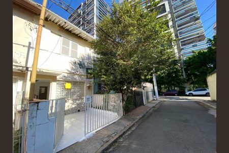 Casa à venda com 75m², 2 quartos e sem vaga