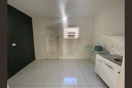 Casa à venda com 75m², 2 quartos e sem vaga