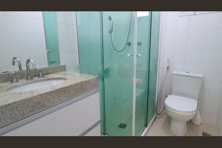 Apartamento à venda com 77m², 2 quartos e 2 vagas