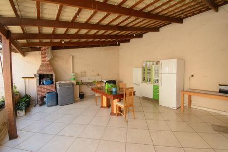 Casa à venda com 211m², 3 quartos e 1 vagaQuintal e Espaço Gourmet