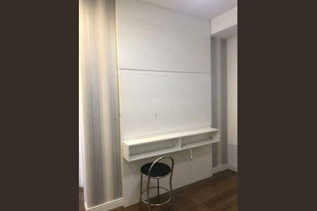 Apartamento à venda com 72m², 2 quartos e 1 vaga