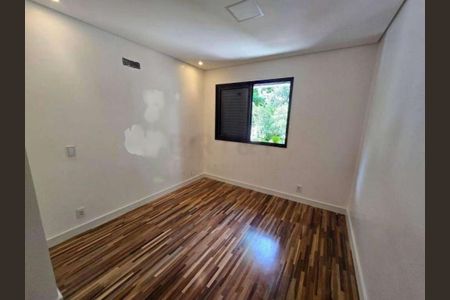 Casa à venda com 4 quartos, 200m² em Moema, São Paulo