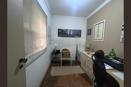 Casa à venda com 97m², 2 quartos e 2 vagas