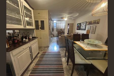 Casa à venda com 97m², 2 quartos e 2 vagas