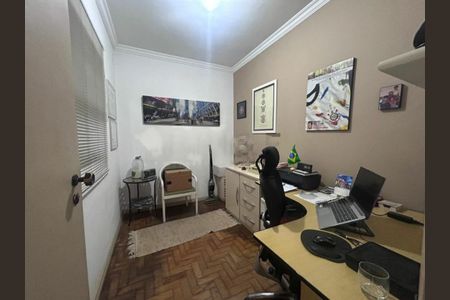 Casa à venda com 97m², 2 quartos e 2 vagas