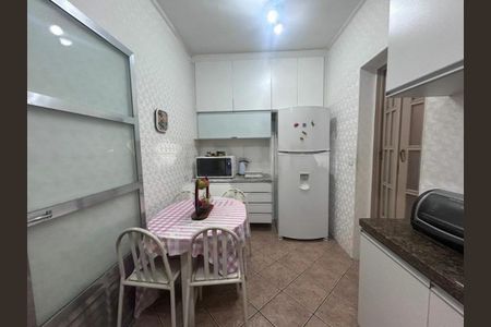 Casa à venda com 97m², 2 quartos e 2 vagas