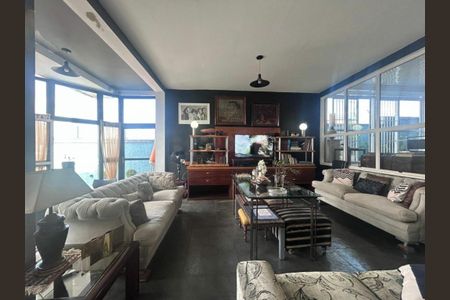 Casa à venda com 5 quartos, 559m² em Vila Tramontano, São Paulo