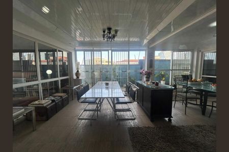 Casa à venda com 5 quartos, 559m² em Vila Tramontano, São Paulo