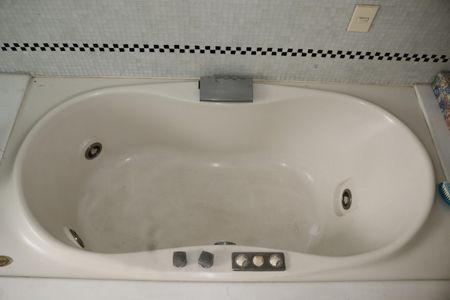 Apartamento para alugar com 2982m², 3 quartos e 2 vagasBanheiro da Suíte 1