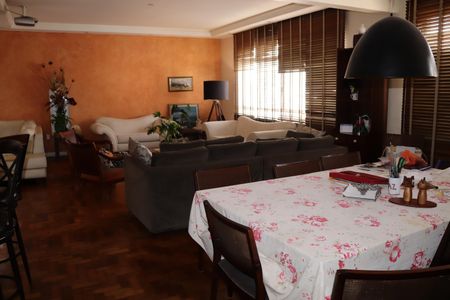 Apartamento para alugar com 2982m², 3 quartos e 2 vagasSala