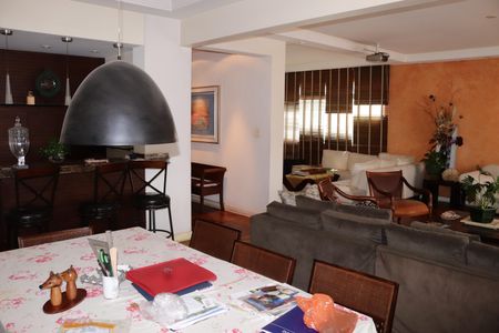 Apartamento para alugar com 2982m², 3 quartos e 2 vagasSala