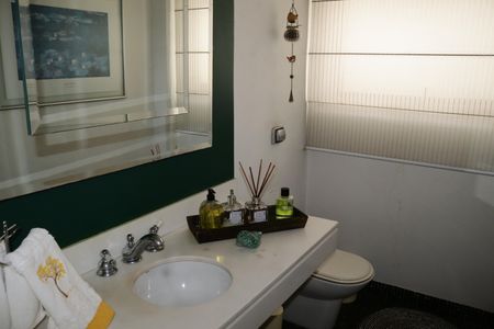 Apartamento para alugar com 2982m², 3 quartos e 2 vagasLavabo