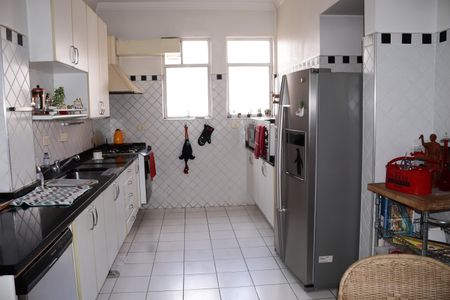 Apartamento para alugar com 2982m², 3 quartos e 2 vagasCozinha