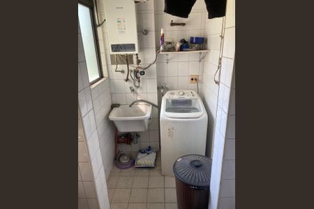 Lavanderia de apartamento à venda com 3 quartos, 71m² em Vila Palmeiras, São Paulo