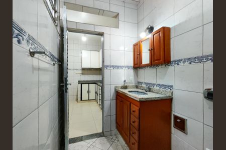 Casa à venda com 98m², 2 quartos e 1 vagaBanheiro