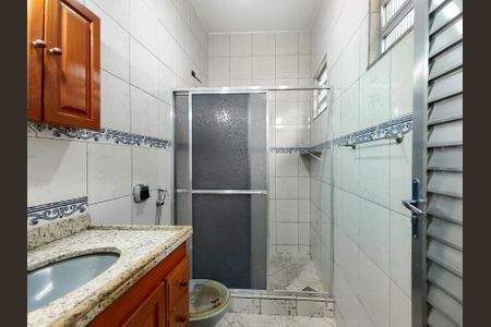 Casa à venda com 98m², 2 quartos e 1 vagaBanheiro