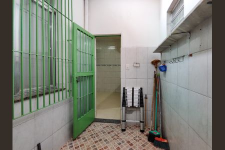 Casa à venda com 98m², 2 quartos e 1 vagaÁrea de Serviço