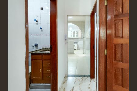 Corredor de casa à venda com 2 quartos, 98m² em Benfica, Rio de Janeiro