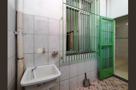 Casa à venda com 98m², 2 quartos e 1 vagaÁrea de Serviço