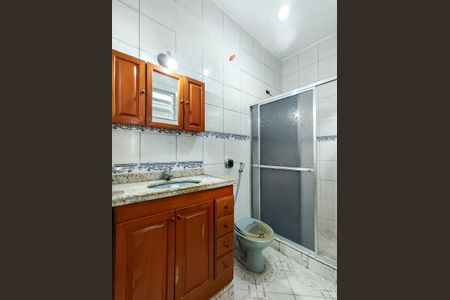 Casa à venda com 98m², 2 quartos e 1 vagaBanheiro