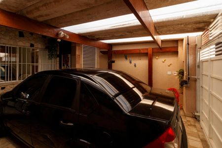Casa à venda com 160m², 3 quartos e 1 vaga Casa à venda com 160m², 3 quartos e 1 vagaGaragem