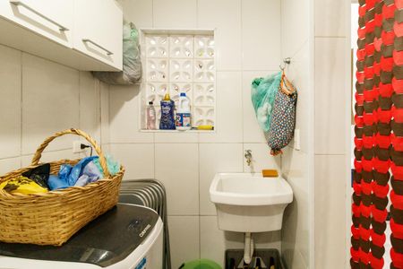 Casa à venda com 160m², 3 quartos e 1 vaga Casa à venda com 160m², 3 quartos e 1 vagaÁrea de Serviço